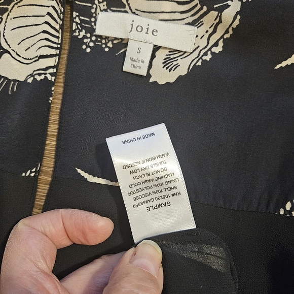 🦃TODAY ONLY🦃BCBGENERATION Joie Black Floral print V- neck casual Jumpsuit sz S - Picture 6 of 14